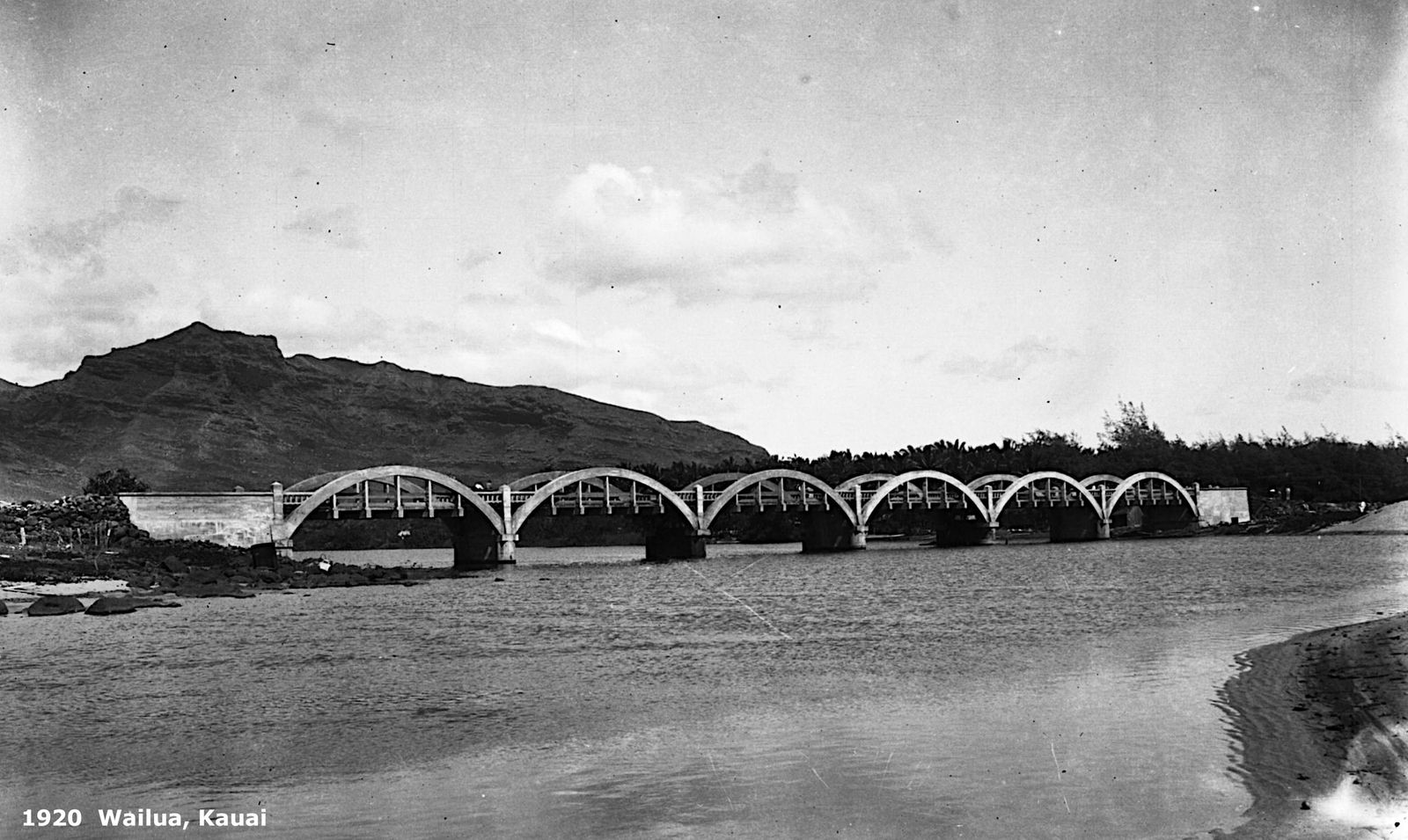 Wailua Bridge photo 2